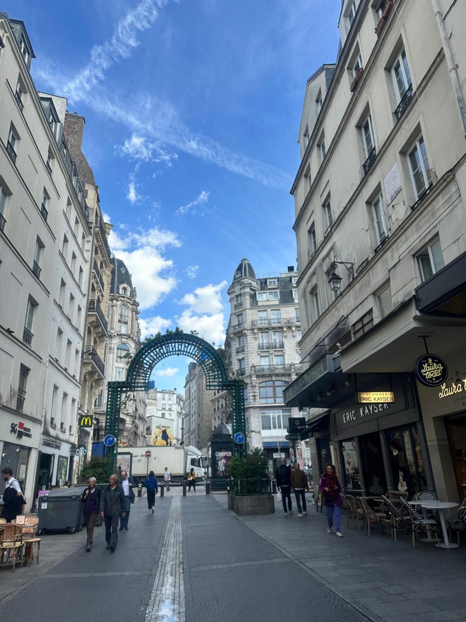 2e Arrondissement Apartment *